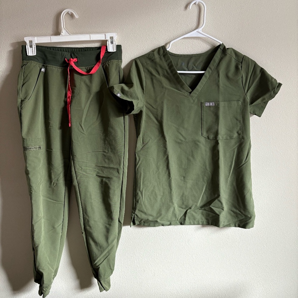 Figs Women's Dark Olive Scrub Set XXS/XXSP